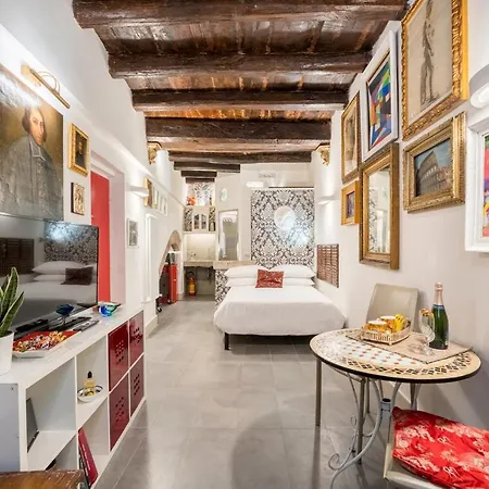 Intimo Ed Eclettico A Trastevere Apartment Rome