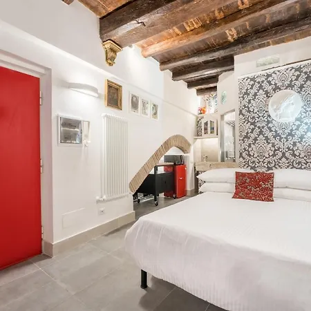 Intimo Ed Eclettico A Trastevere Апартаменты